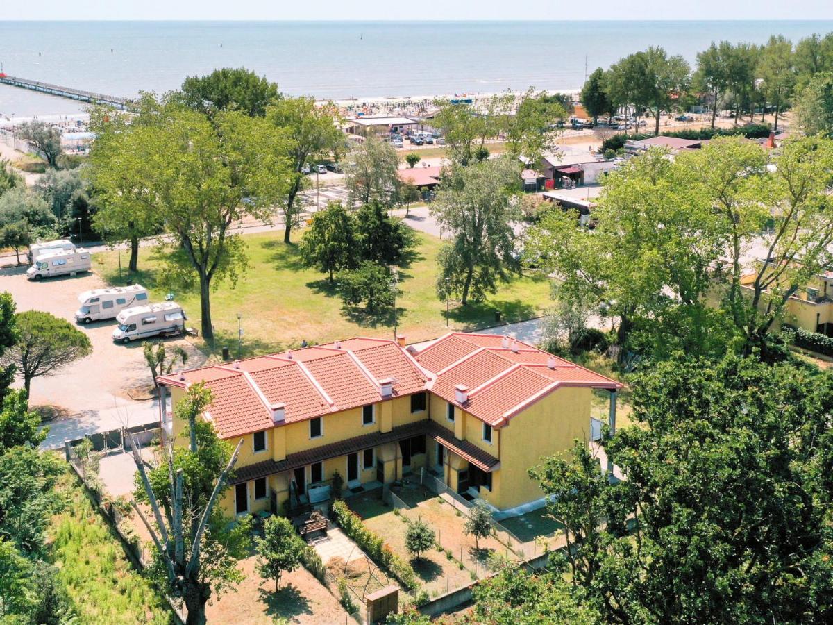 Holiday Home Malva By Interhome Баньи Экстерьер фото